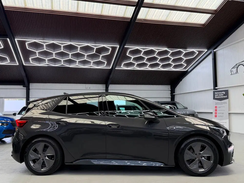 Cupra Born Essential 62 kWh CarPlay 204 pk uit 2023, foto 13