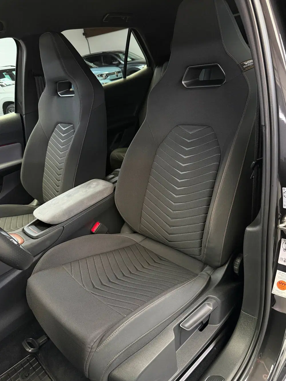 Cupra Born Essential 62 kWh CarPlay 204 pk uit 2023, foto 4