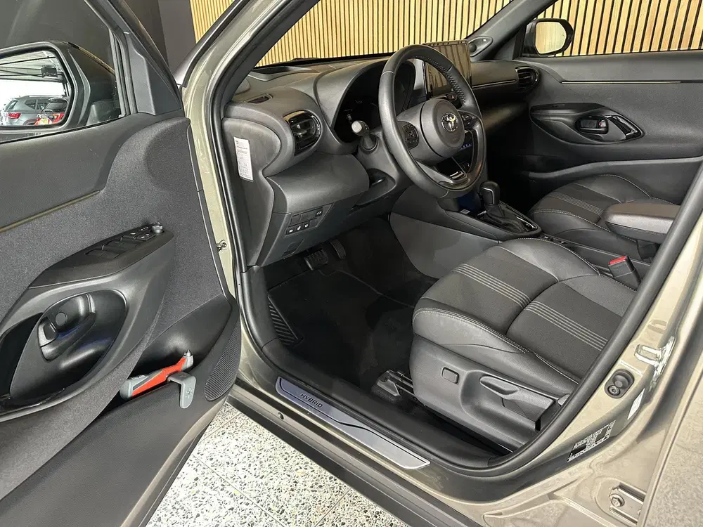 Toyota Yaris Cross 1.5 Hybrid Adventure NL auto uit 2024, foto 10