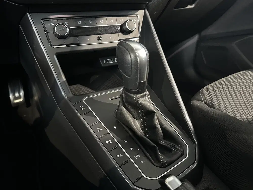 Volkswagen Polo 1.5 TSI Highline 2x R-line NL auto uit 2020, foto 15