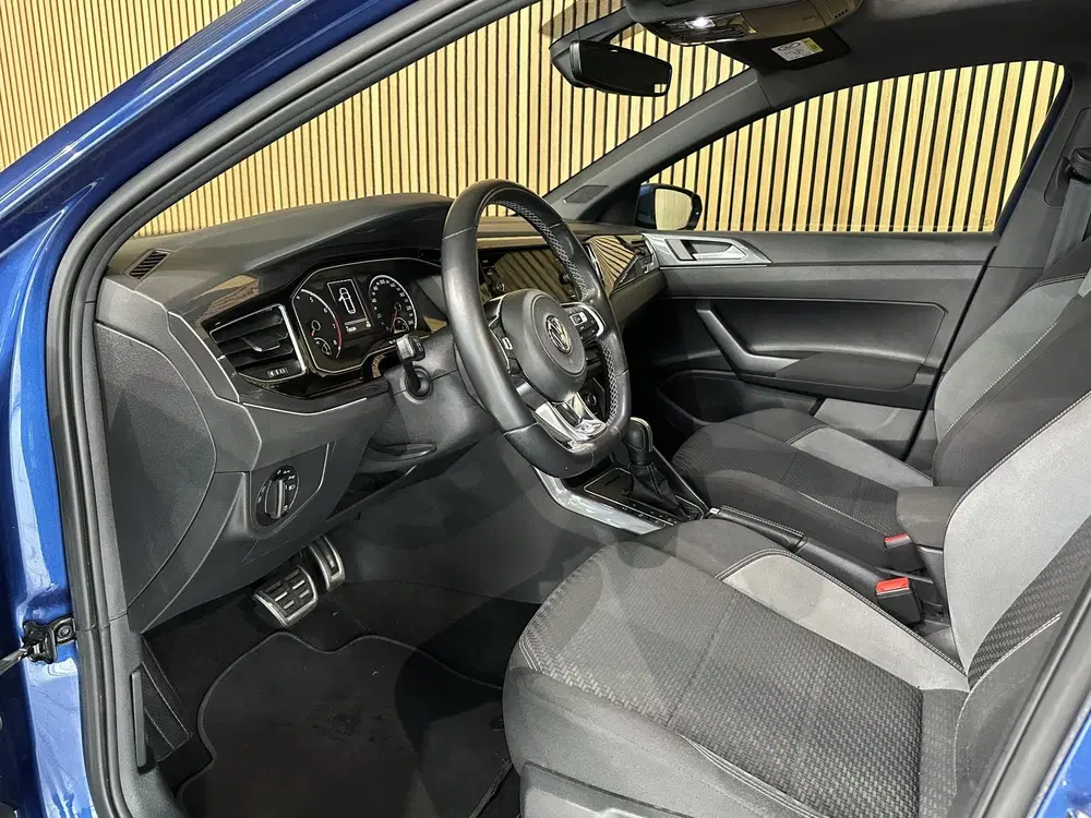 Volkswagen Polo 1.5 TSI Highline 2x R-line NL auto uit 2020, foto 2