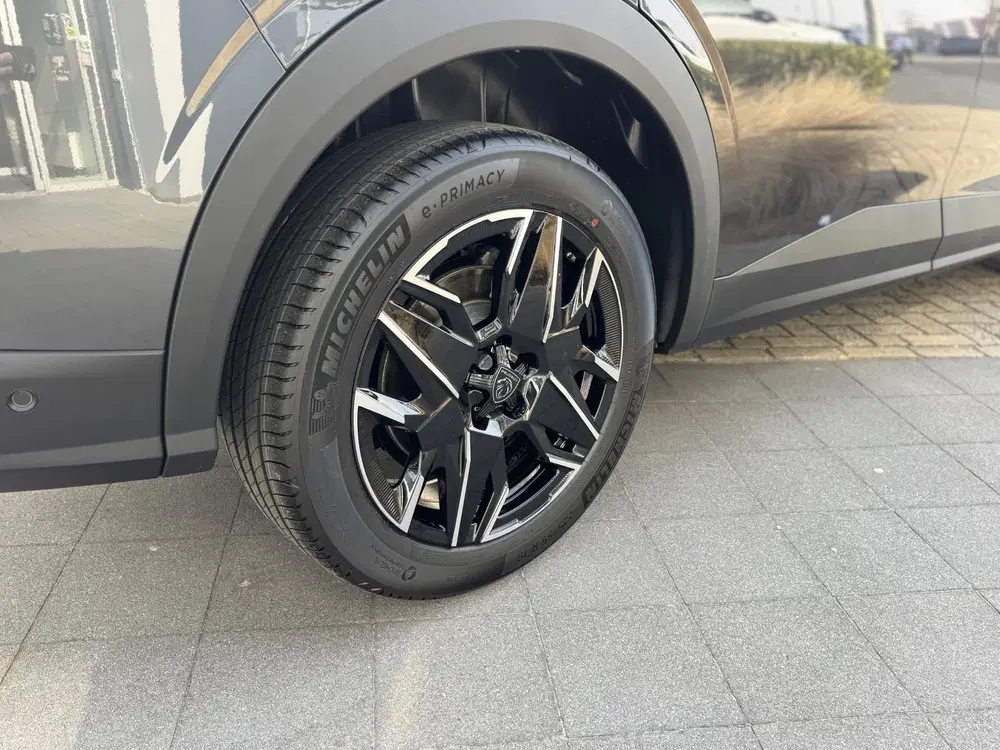 Peugeot 5008 Hybrid 145 GT l 360 Vision & Drive Assist uit 2025, foto 13