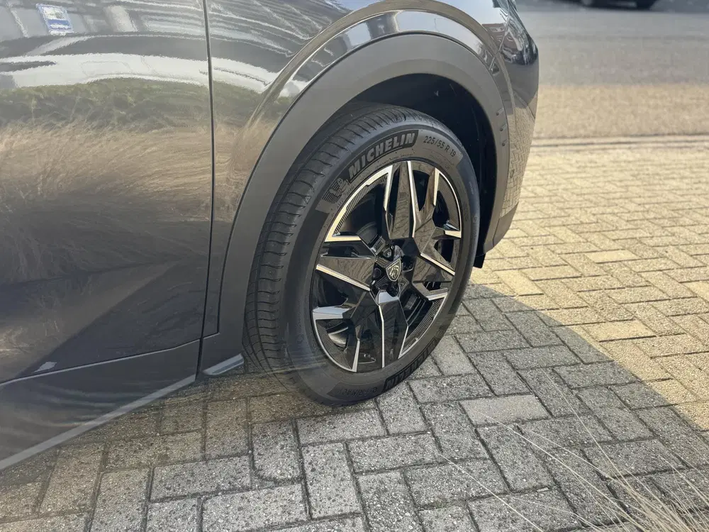Peugeot 5008 Hybrid 145 GT l 360 Vision & Drive Assist uit 2025, foto 14