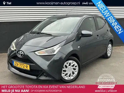 Toyota Aygo 1.0 VVT-i x-play limited Achteruitrijcamer uit 2019