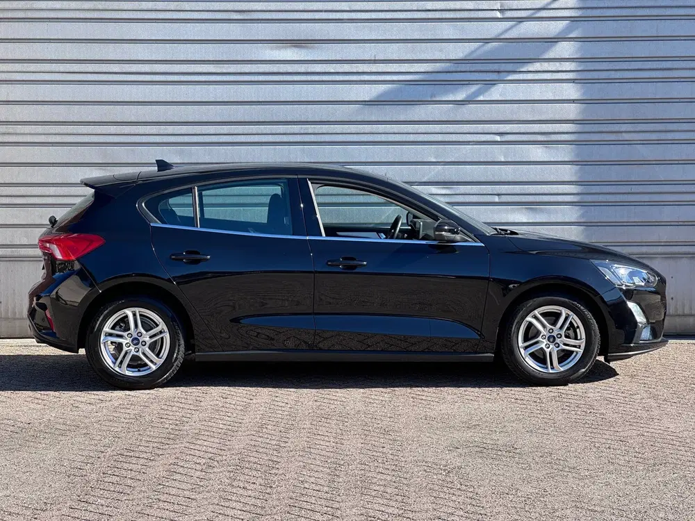 Ford Focus 1.0 EcoBoost Hybrid Trend Edition Business uit 2022, foto 12