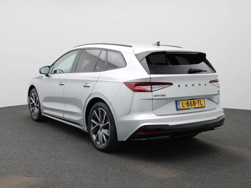 Skoda Enyaq 60 Sportline uit 2021, foto 2