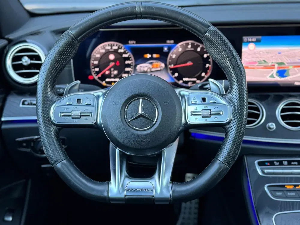 Mercedes-Benz E-Klasse AMG 63 4MATIC Premium Plus Pano uit 2019, foto 10