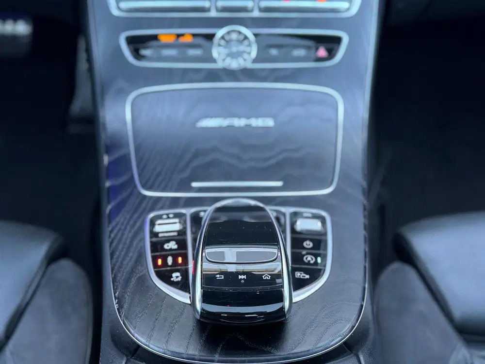 Mercedes-Benz E-Klasse AMG 63 4MATIC Premium Plus Pano uit 2019, foto 11