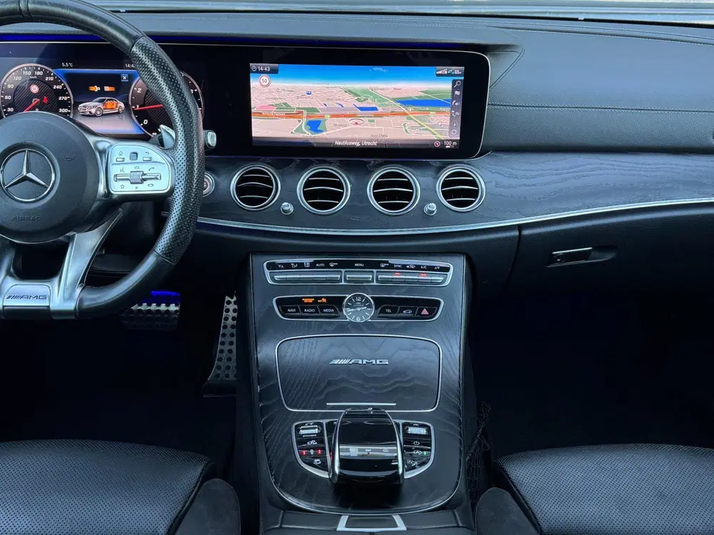 Mercedes-Benz E-Klasse AMG 63 4MATIC Premium Plus Pano uit 2019, foto 12