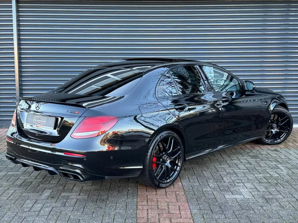 Mercedes-Benz E-Klasse AMG 63 4MATIC Premium Plus Pano uit 2019, foto 5
