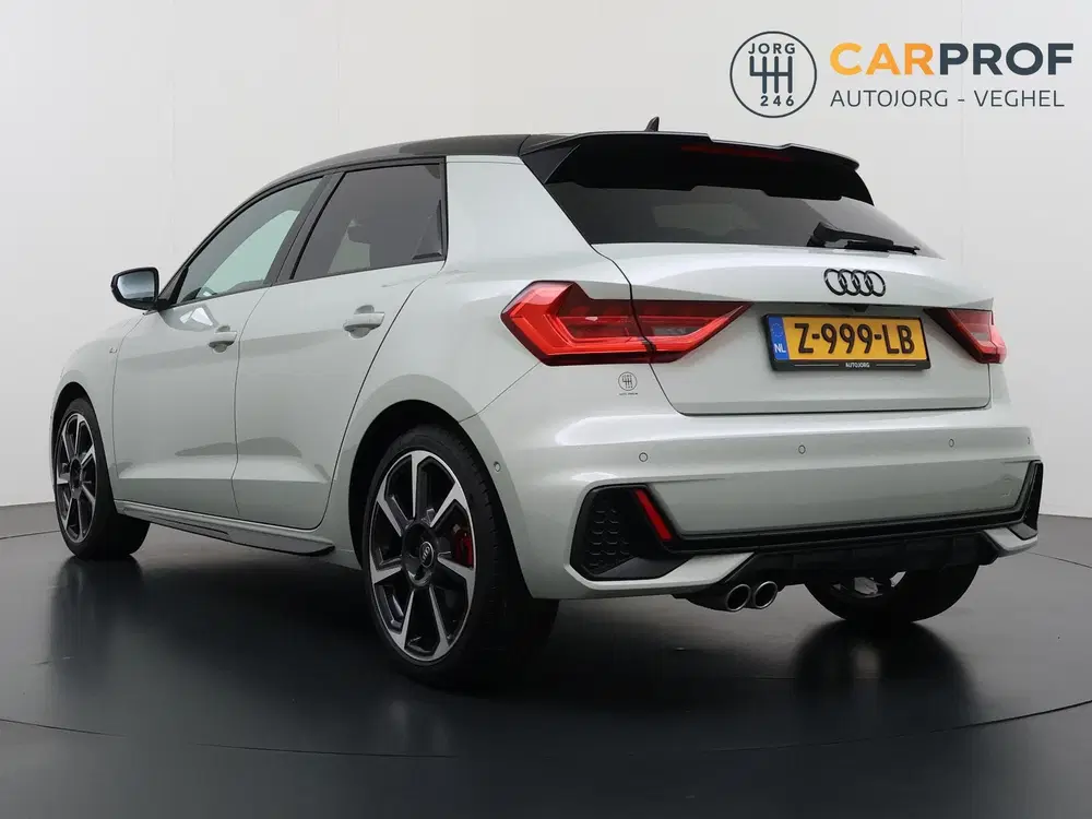 Audi A1 40 TFSI S Line Camera uit 2023, foto 2