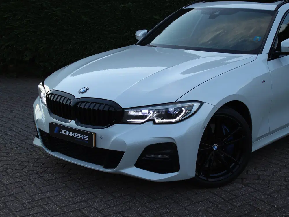 BMW 3-serie 3 Serie Touring 320i High Executive Ed. M uit 2020, foto 5