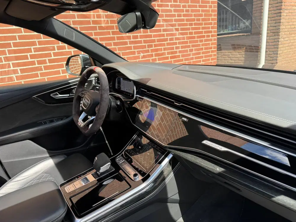Audi Q8 3.0 TFSI 450PK uit 2020, foto 10