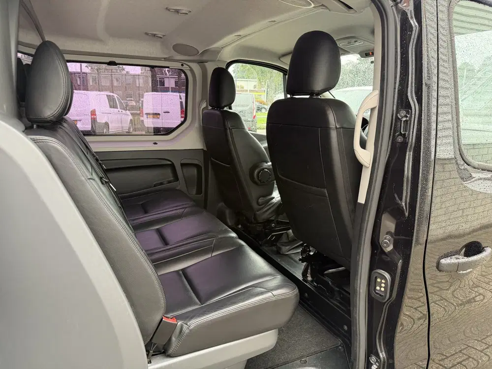 Renault Trafic 2.0 dCi 145pk T29 L2H1 Luxe DC 5 persoons uit 2020, foto 9