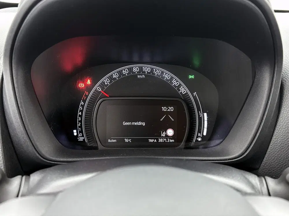 Toyota Aygo X 1.0 VVT-i MT Play uit 2022, foto 6