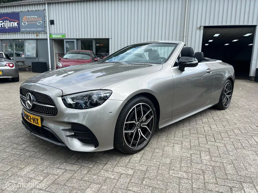 Mercedes-Benz E-Klasse Mercedes E-klasse Cabrio 200 AMG LINE uit 2021