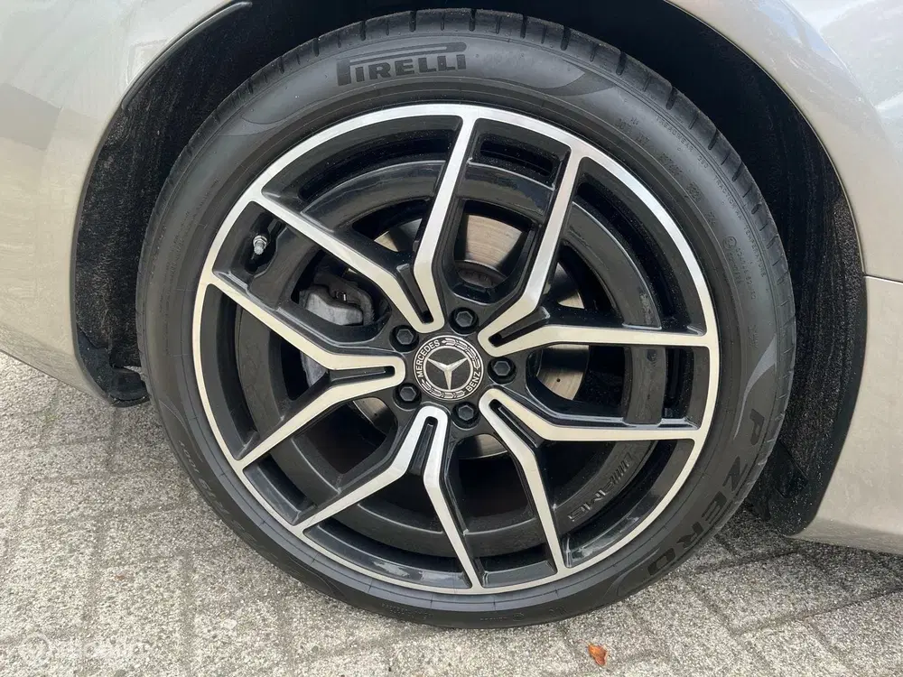 Mercedes-Benz E-Klasse Mercedes E-klasse Cabrio 200 AMG LINE uit 2021, foto 14