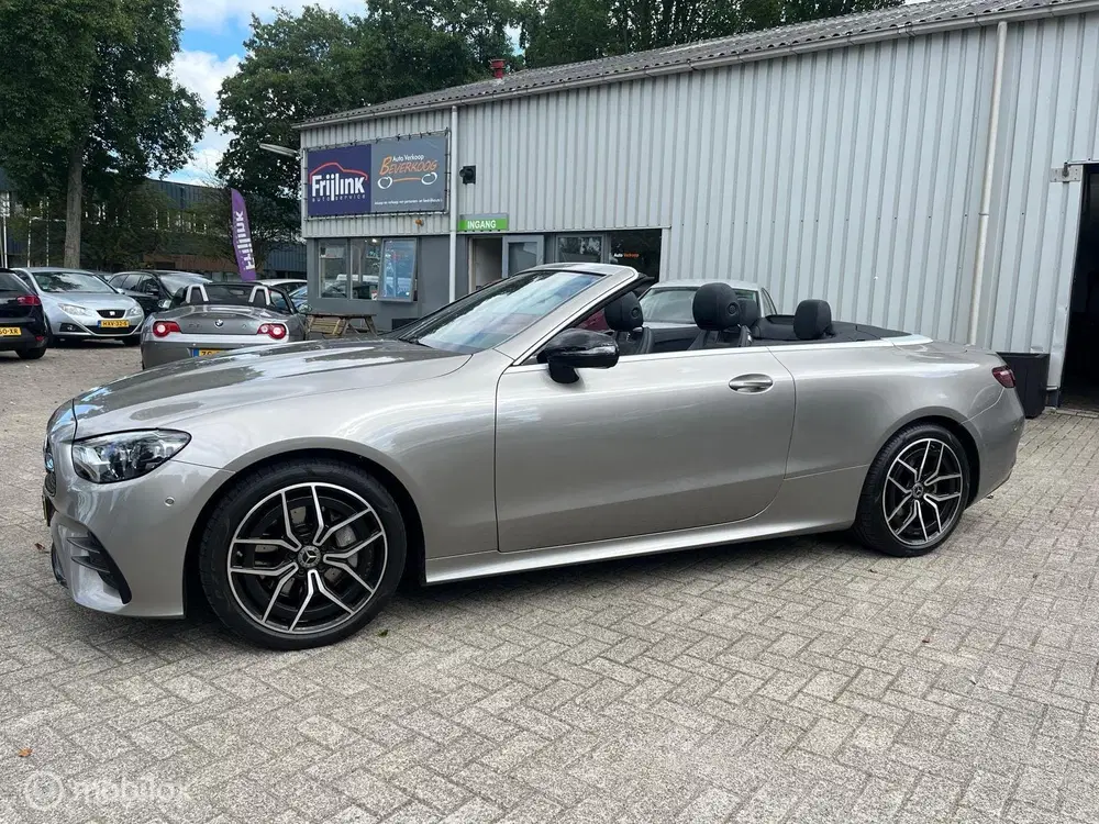 Mercedes-Benz E-Klasse Mercedes E-klasse Cabrio 200 AMG LINE uit 2021, foto 2