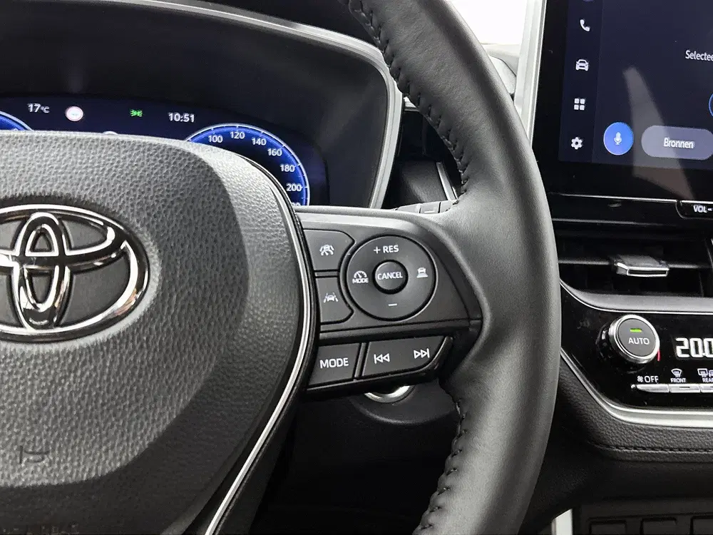 Toyota Corolla Cross 2.0 High Power Hybrid Active uit 2022, foto 15
