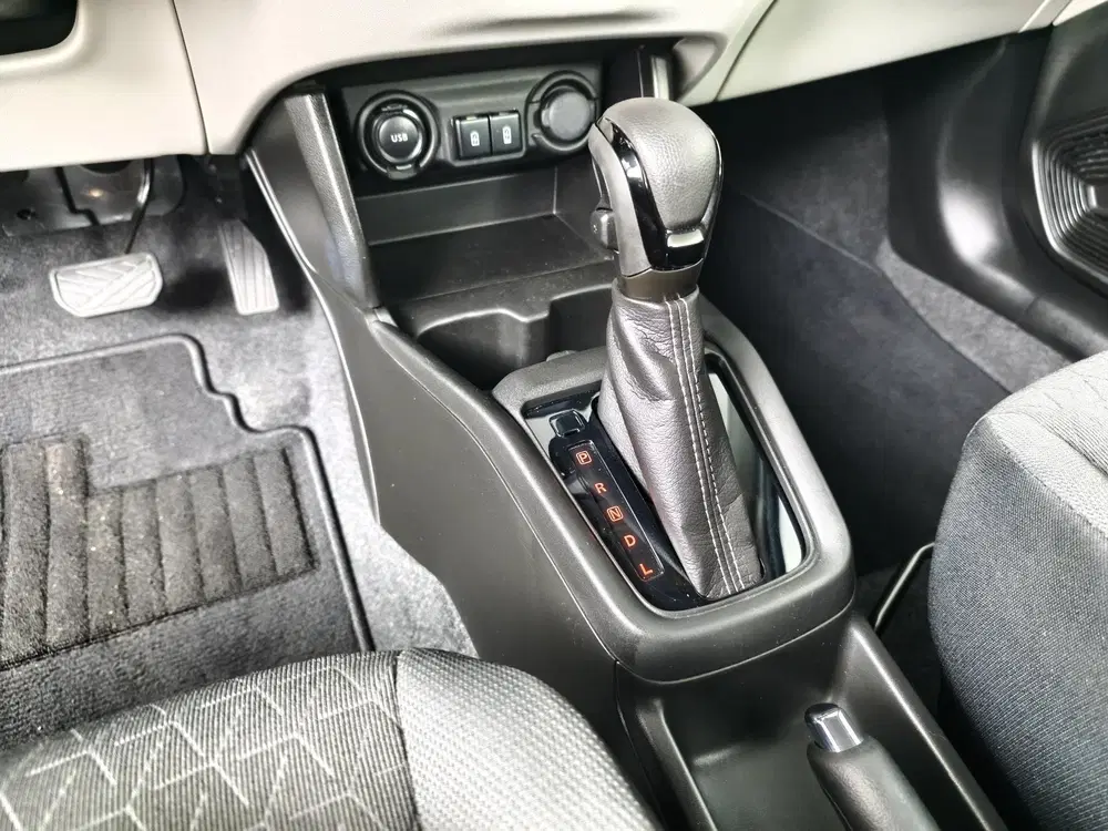 Suzuki Swift 1.2 Select Smart Hybrid Automaat 82PK uit 2026, foto 7