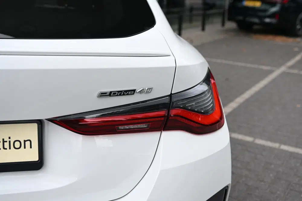 BMW i4 eDrive40 High Executive M Sport uit 2023, foto 13