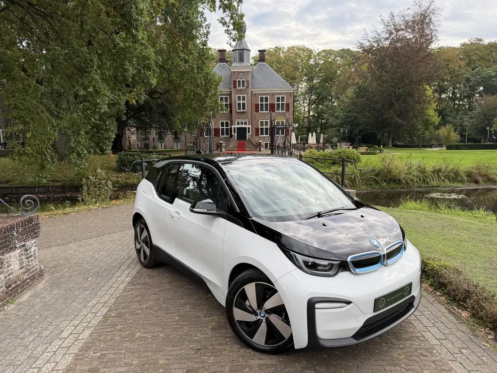 BMW i3 Basis 120Ah 42 kWh uit 2019, foto 4