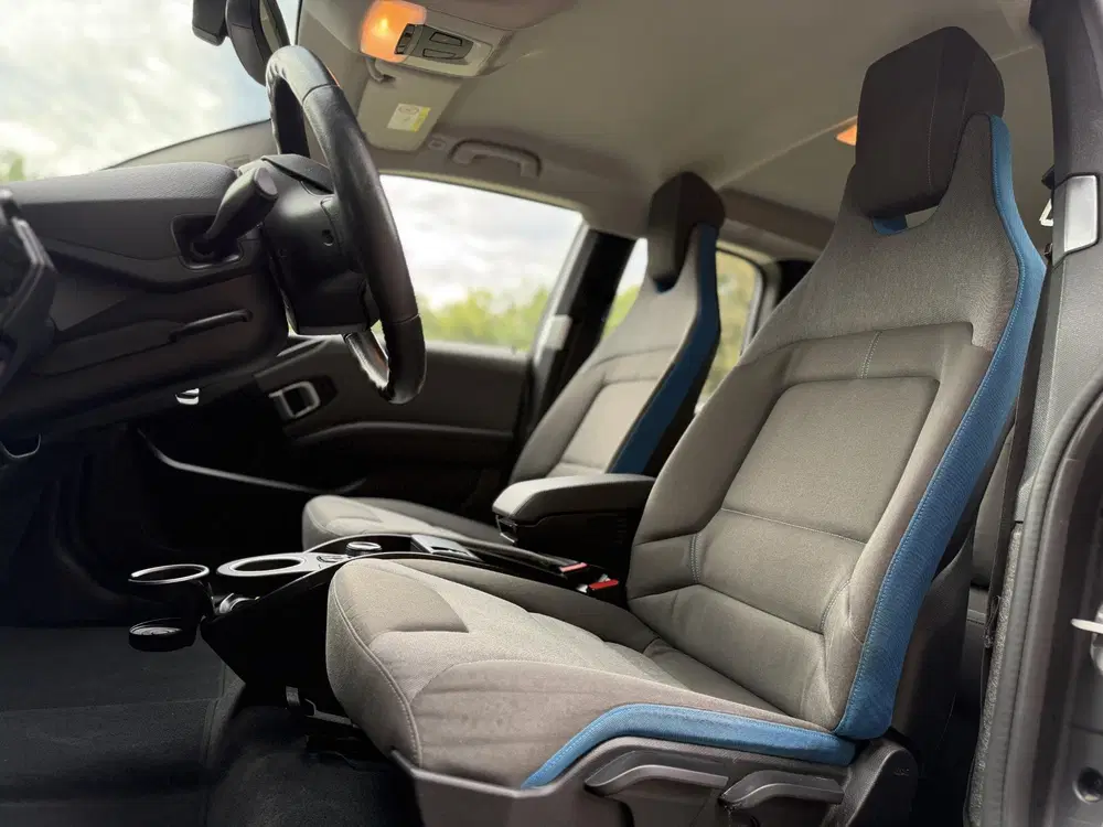 BMW i3 Basis 120Ah 42 kWh uit 2019, foto 6