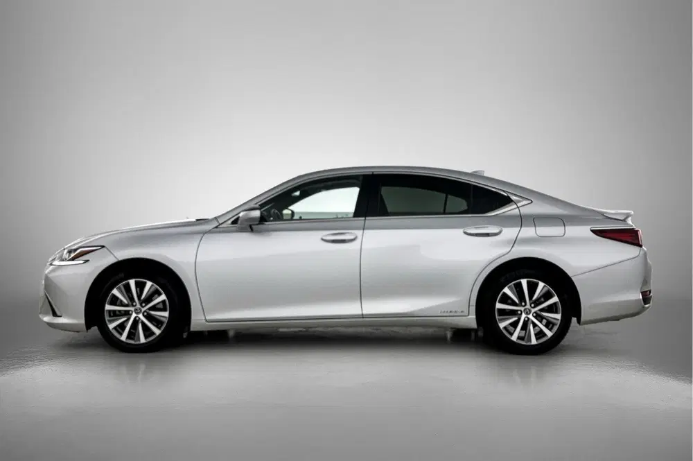 Lexus ES 300h Preference Line Business uit 2021, foto 3