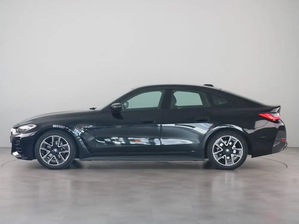 BMW 4-serie 420i Gran Coupé M Sport uit 2023, foto 8