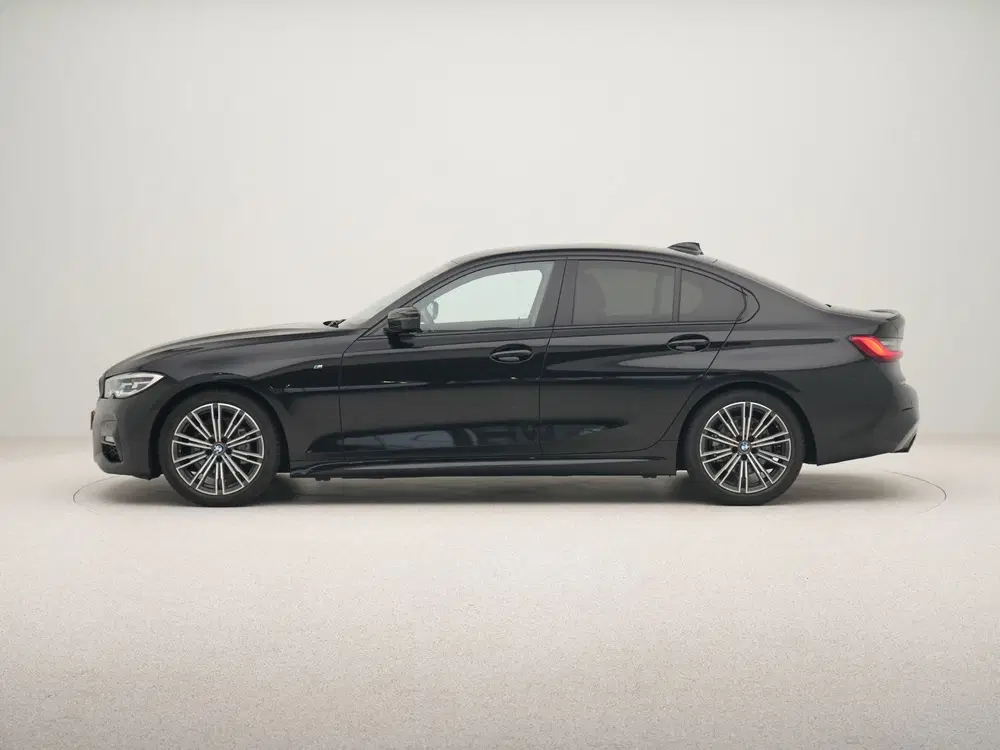 BMW 3-serie 318i Sedan Executive Edition (bj 2022) uit 2022, foto 11