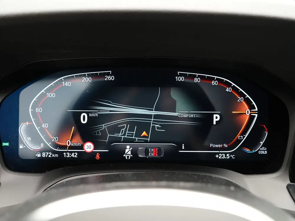 BMW 3-serie 318i Sedan Executive Edition (bj 2022) uit 2022, foto 3