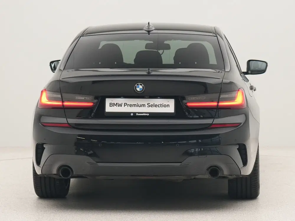 BMW 3-serie 318i Sedan Executive Edition (bj 2022) uit 2022, foto 9
