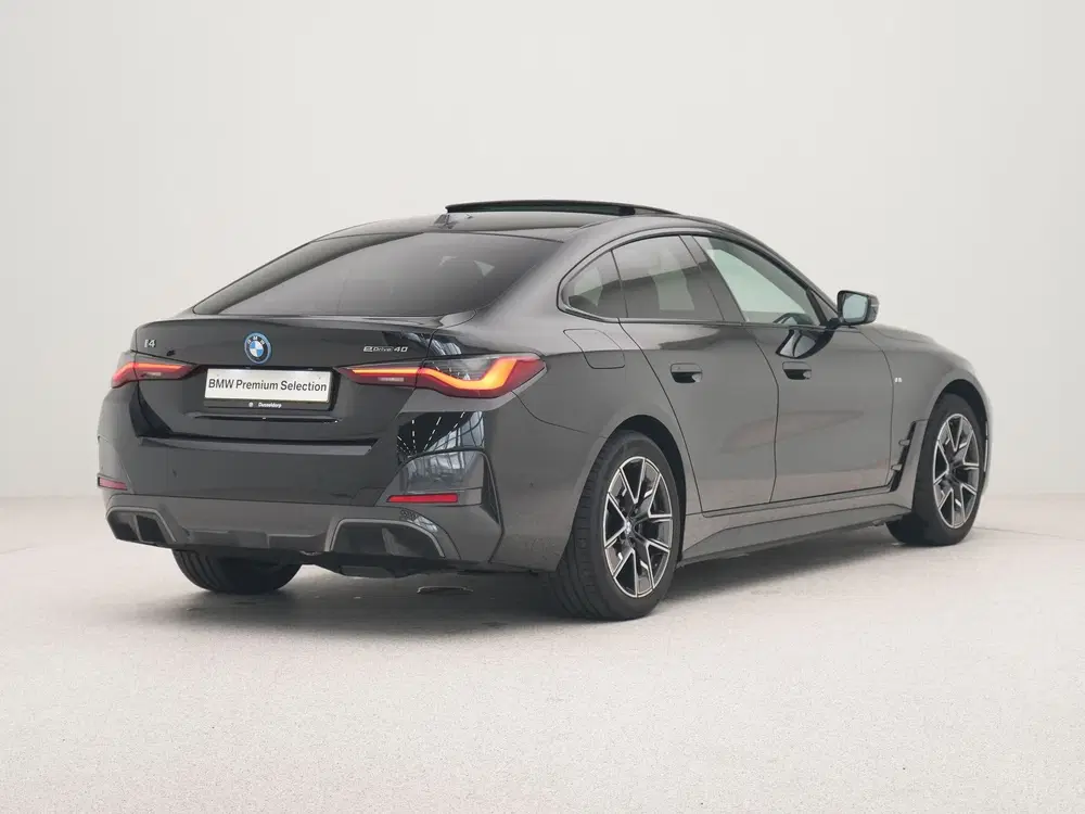 BMW i4 eDrive40 High Executive 84 kWh M-Sport Acc uit 2023, foto 10