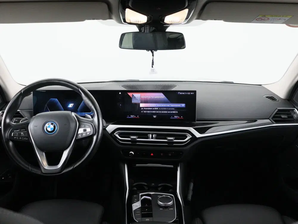 BMW 3-serie 320e Touring (bj 2023 uit 2023, foto 15