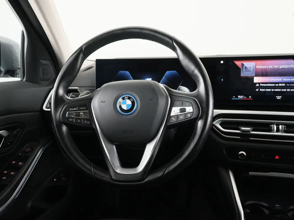 BMW 3-serie 320e Touring (bj 2023 uit 2023, foto 2