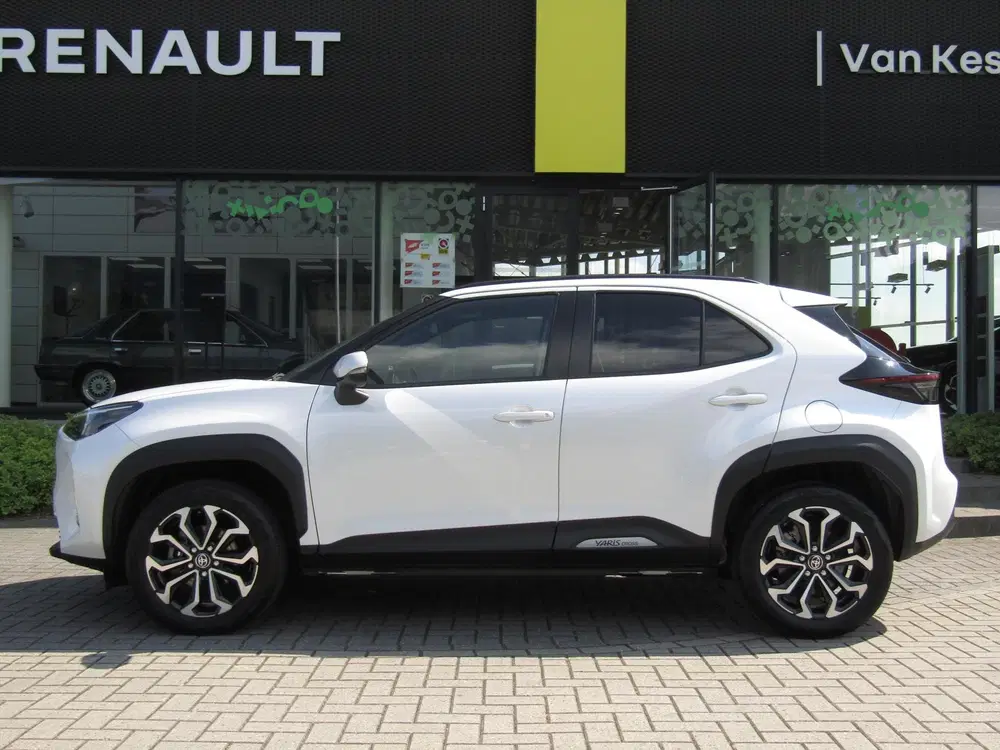 Toyota Yaris Cross 1.5 VVT-I Hybrid 116pk CVT Dynamic uit 2024, foto 3