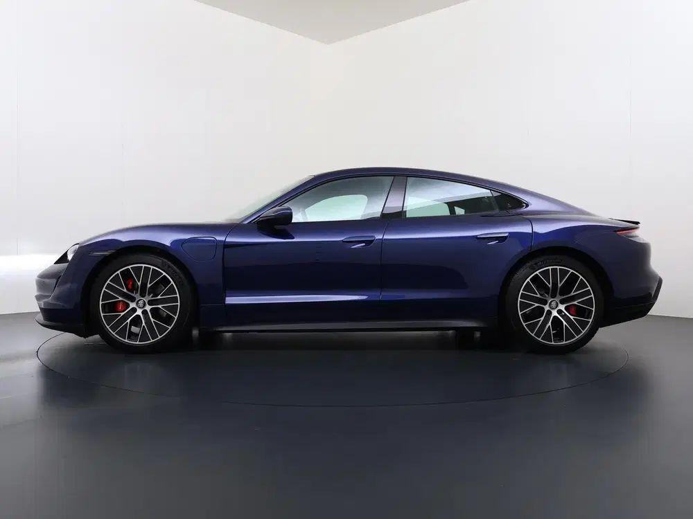 Porsche Taycan 4S Performance 84 kWh SOH 91% uit 2020, foto 10