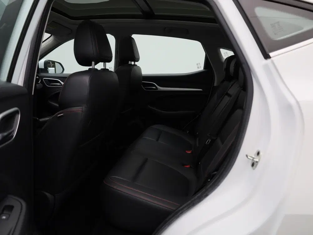MG ZS Standard Range Luxury 50 kWh uit 2022, foto 10