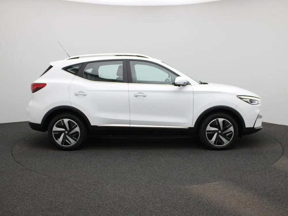 MG ZS Standard Range Luxury 50 kWh uit 2022, foto 6