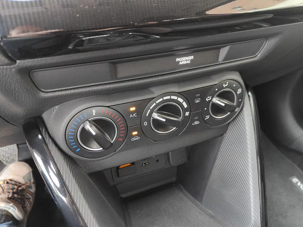 Mazda 2 1.5 Skyactiv-G Style Selected Airco Cruise uit 2021, foto 4