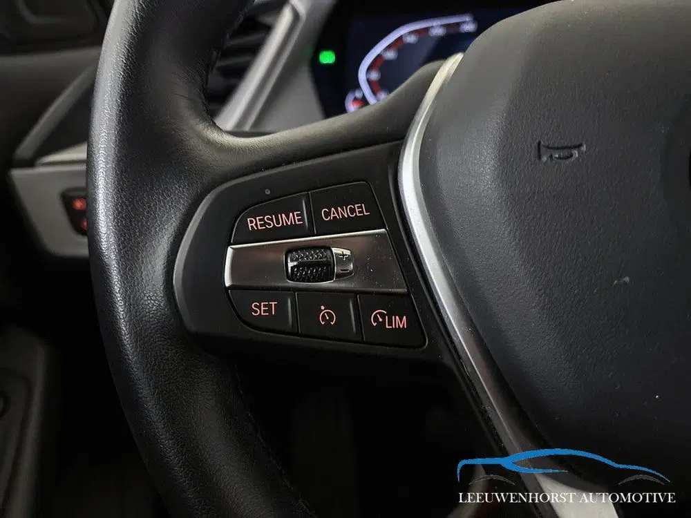 BMW 1-serie 118i Business Edition automaat uit 2022, foto 8