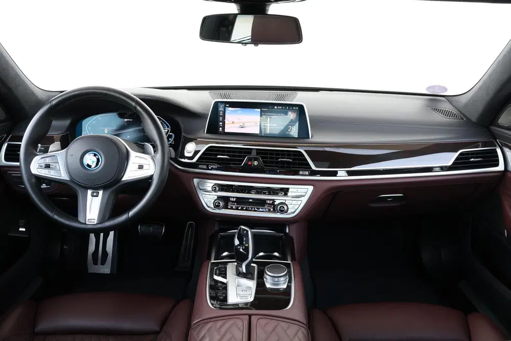 BMW 7-serie 745e High Executive uit 2022, foto 12