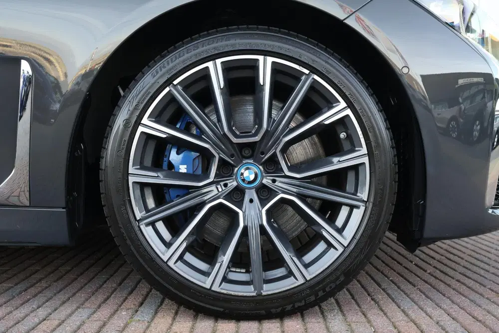 BMW 7-serie 745e High Executive uit 2022, foto 6