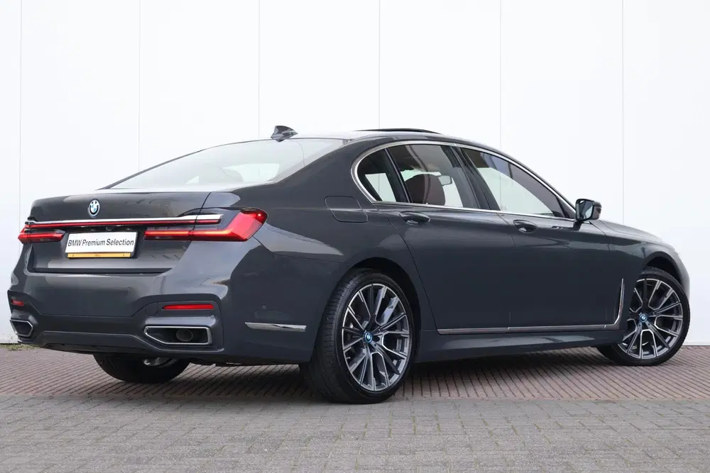BMW 7-serie 745e High Executive uit 2022, foto 7