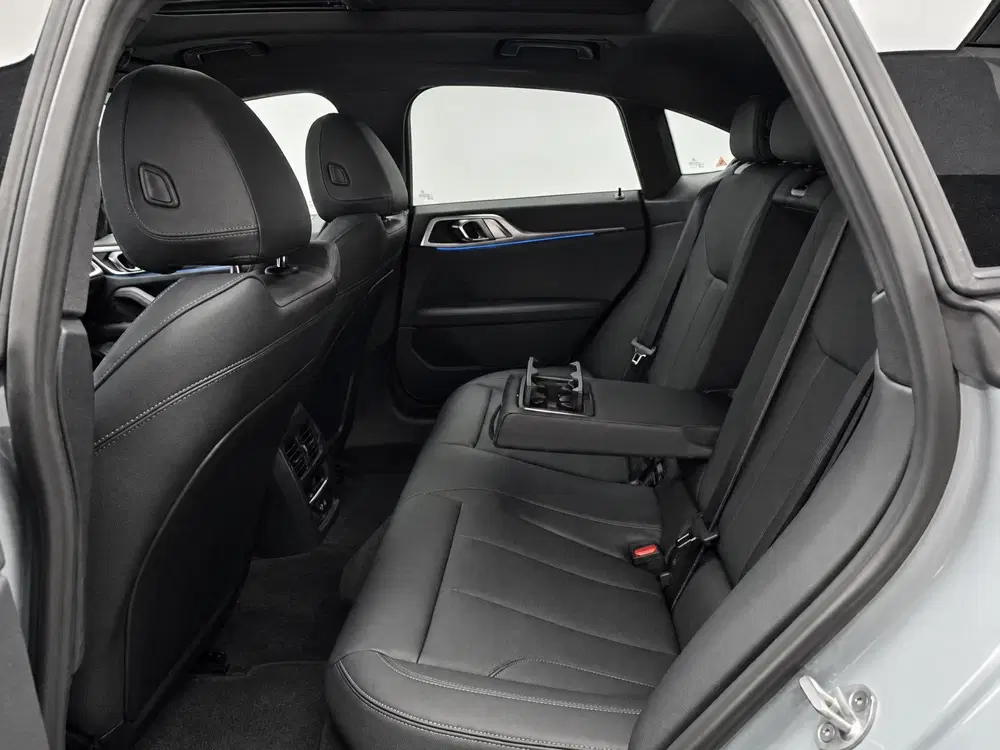BMW i4 eDrive40 M Sport uit 2026, foto 9