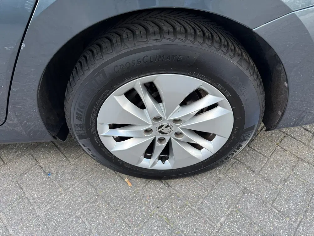 Skoda Octavia 1.0 TSI Business Edition uit 2021, foto 9