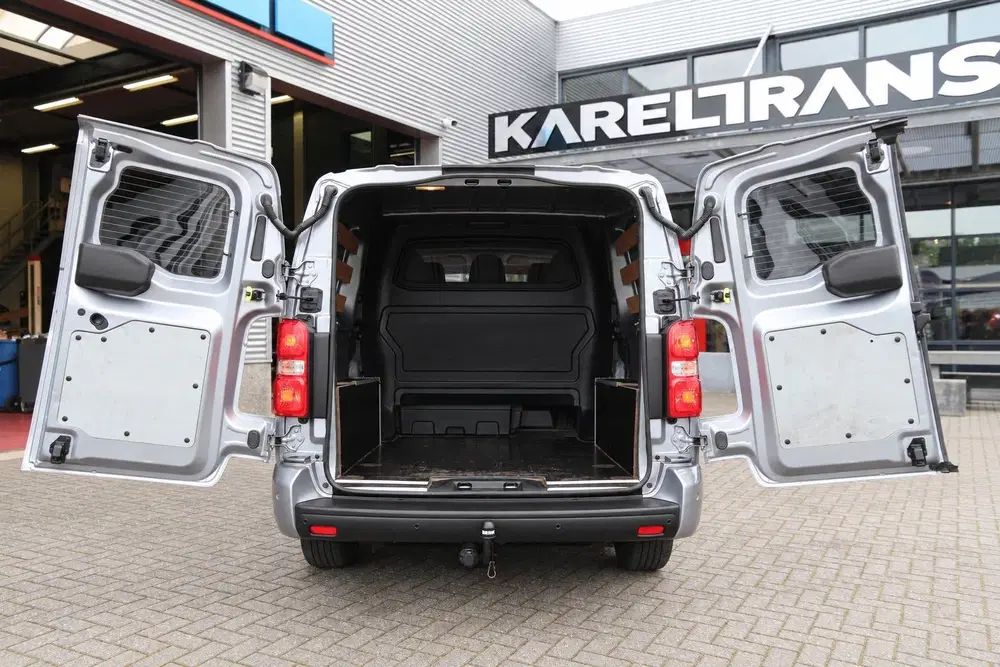 Citroën Jumpy 2.0 BlueHDI 180 uit 2021, foto 3