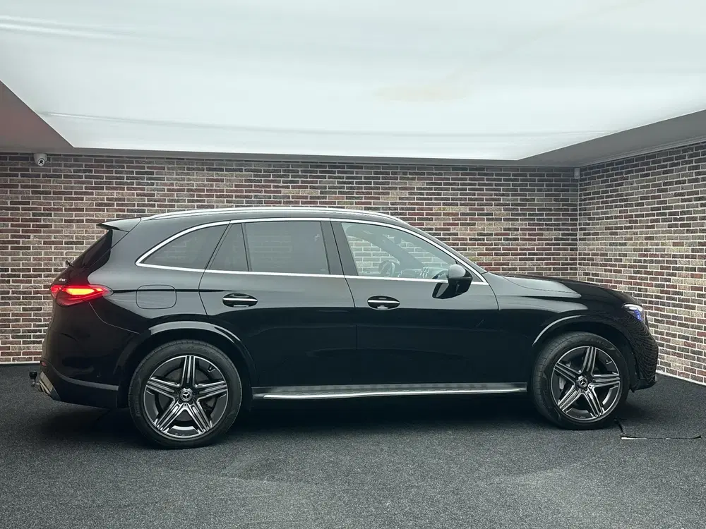 Mercedes-Benz GLC 300e 4MATIC AMG Line AIRMATIC BURME uit 2022, foto 4