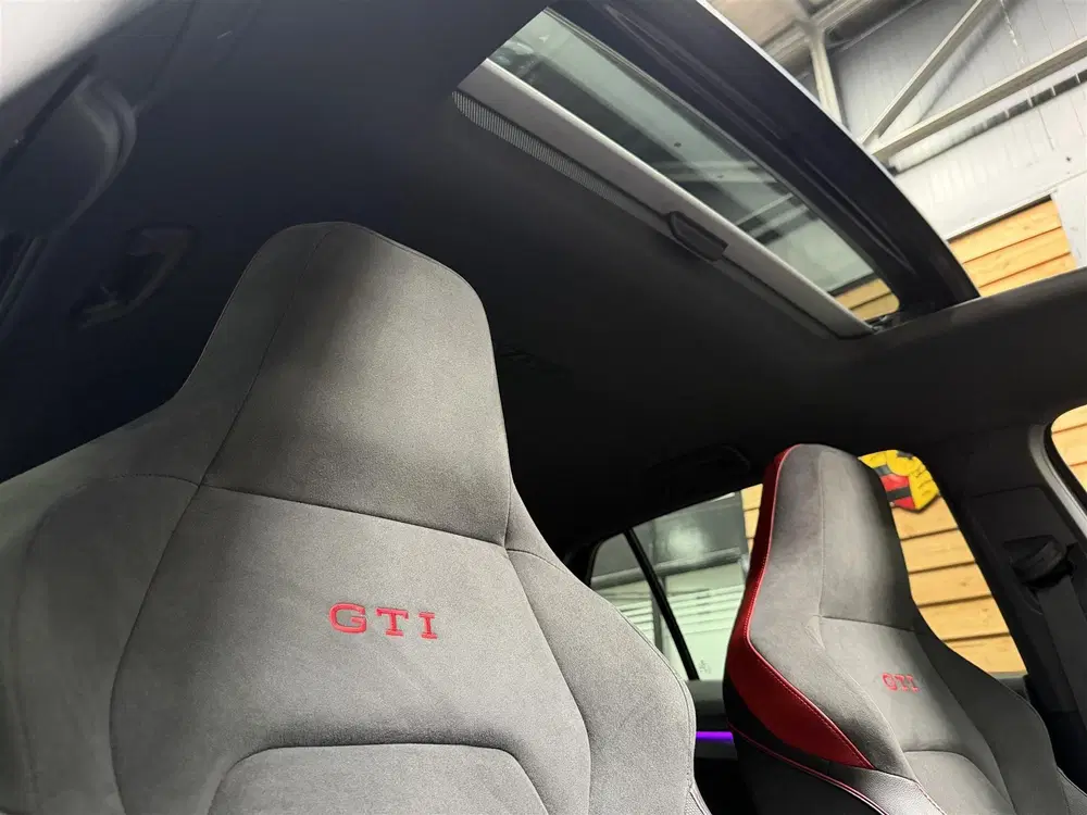 Volkswagen Golf 2.0 TSI GTI 45 uit 2022, foto 10