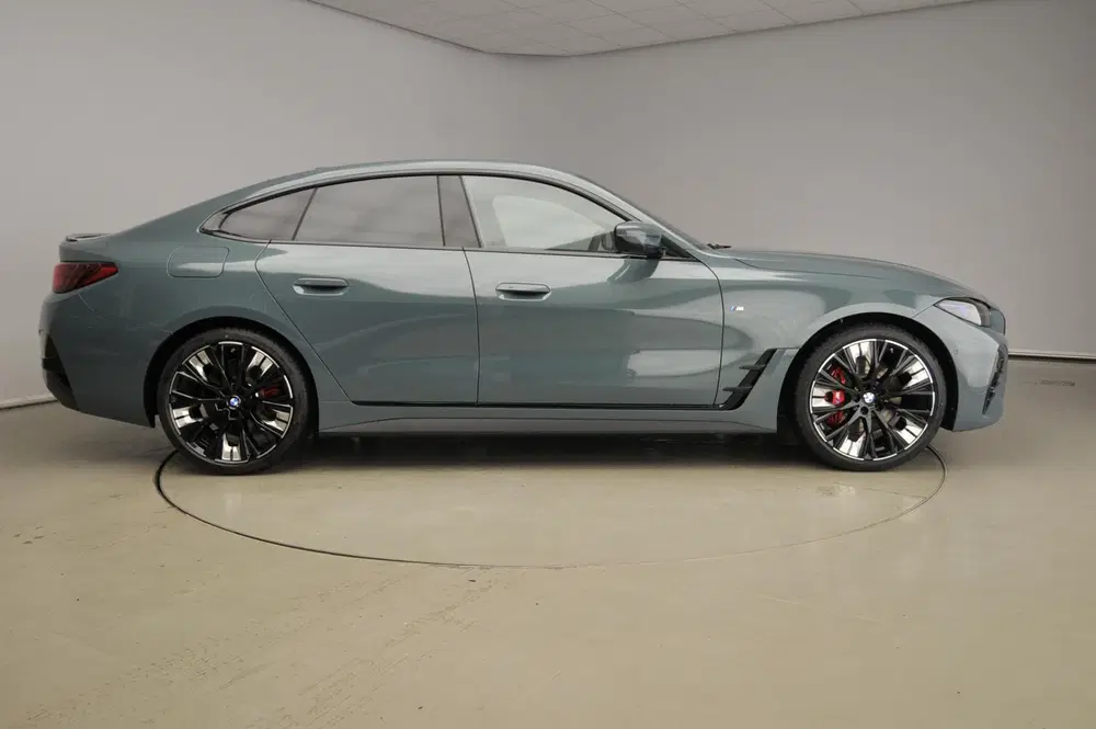 BMW 4-serie Gran Coupé 420i uit 2026, foto 4